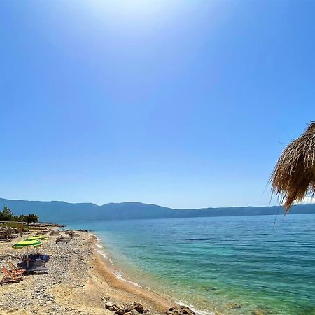 Ramo'S Cozy Beachside Haven With Panoramic Views - 2Nd Vlore Exterior photo