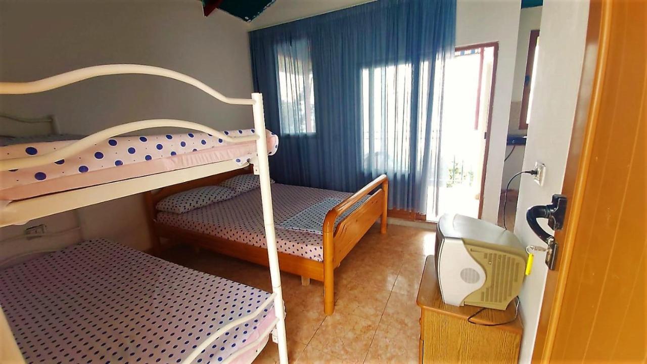 Ramo'S Cozy Beachside Haven With Panoramic Views - 2Nd Vlore Exterior photo